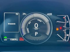 Lexus ES 300h Premium Edition - ფოტო 11