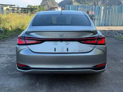 Lexus ES 300h Premium Edition - ფოტო 14