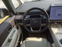 Li Auto Li Xiang MEGA Ultra - ფოტო 8