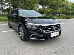 Volkswagen Passat 330TSI Luxury - ფოტო 3