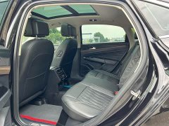 Volkswagen Passat 330TSI Luxury - ფოტო 7