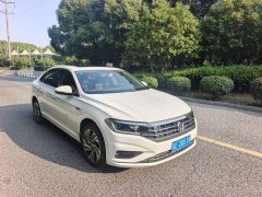 Volkswagen Jetta 200TSI DSG Beyond Edition - ფოტო 3