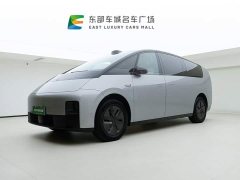 Li Auto Li Xiang MEGA Ultra - ფოტო 1