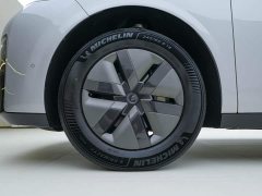 Li Auto Li Xiang MEGA Ultra - ფოტო 12