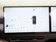 Li Auto Li Xiang MEGA Ultra - ფოტო 17