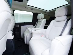 Li Auto Li Xiang MEGA Ultra - ფოტო 20