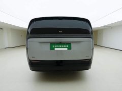 Li Auto Li Xiang MEGA Ultra - ფოტო 6