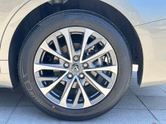 Lexus ES 260 Excellence Edition - ფოტო 20