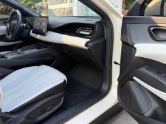 BYD Dolphin 06 DM-i Smart Drive 120KM Deluxe - ფოტო 20