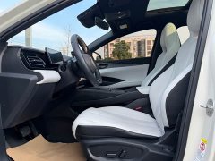 BYD Dolphin 06 DM-i Smart Drive 120KM Deluxe - ფოტო 9
