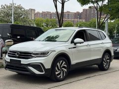 Volkswagen Tiguan L 330TSI Automatic Two-Wheel Drive Comfort Edition - ფოტო 1