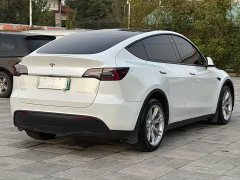 Tesla Model Y Standard Range RWD - ფოტო 7