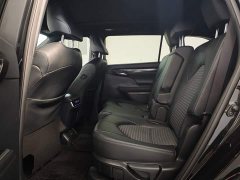 Toyota Crown Venza 2021 2.5L HEV AWD Premium - ფოტო 12