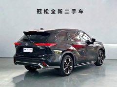 Toyota Crown Venza 2021 2.5L HEV AWD Premium - ფოტო 4