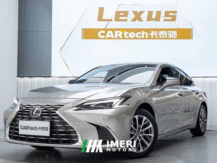 Lexus ES 300h Premium Edition - ავტომობილი ჩინეთიდან