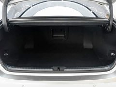 Lexus ES 300h Premium Edition - ფოტო 12