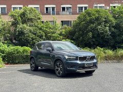 Volvo XC40 T4 AWD Smart Remote Luxury Edition - ფოტო 3