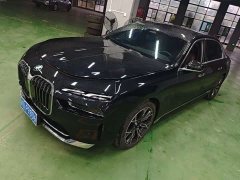 BMW 7 Series 735Li Luxury Package - ფოტო 1