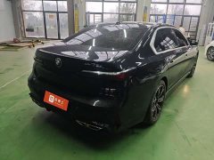 BMW 7 Series 735Li Luxury Package - ფოტო 3