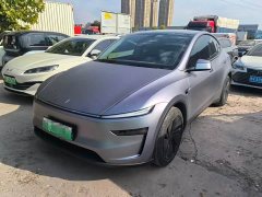 Tesla Model Y Rear-Wheel Drive - ფოტო 1