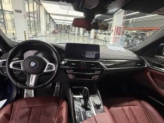 BMW 5 Series 525Li M Sport Package - ფოტო 4
