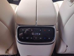 AITO M7 1.5T Intelligent Driving AWD Max 5-Seater - ფოტო 13