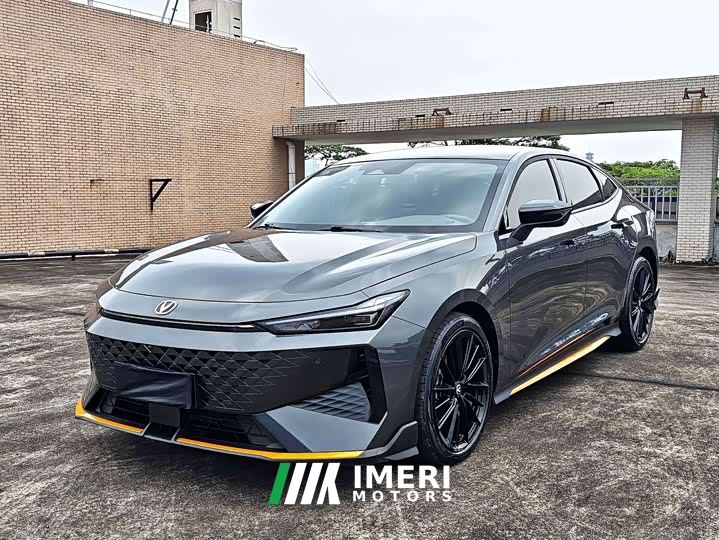 Changan UNI-V 1.5T Premium Sport