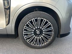 NIO ES8 Six-Seat Executive Luxury Edition - ფოტო 4