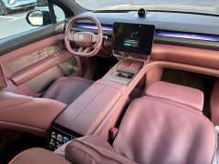 NIO ES8 Six-Seat Executive Luxury Edition - ფოტო 9