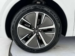Li Auto L6 2024 Pro - ფოტო 13