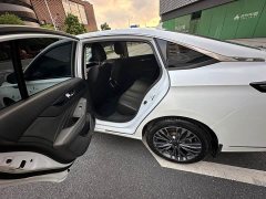 Dongfeng Yixuan MAX 1.5T Ultra Cool Trendy Dad Edition - ფოტო 16