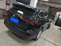 Toyota Highlander 2022 Dual-Engine 2.5L RWD Elite Edition 7-seater - ფოტო 2