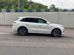 Li Auto L6 Pro - ფოტო 13