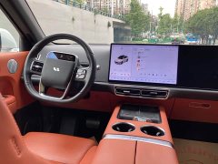 Li Auto L6 Pro - ფოტო 9