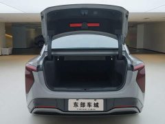 FAW Hongqi EH7 760 Pro AWD Edition - ფოტო 5