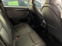 Tesla Model Y Rear-Wheel Drive - ფოტო 6