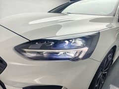 Ford Focus Hatchback EcoBoost 180 Automatic ST Line - ფოტო 5