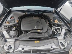 Mercedes-Benz E-Class E 260 L - ფოტო 10