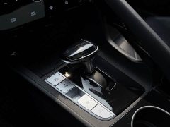 Hyundai Elantra 1.5L CVT Luxury - ფოტო 12