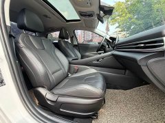 Hyundai Elantra 1.5L CVT Luxury - ფოტო 18