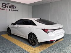 Hyundai Elantra 1.5L CVT Luxury - ფოტო 4
