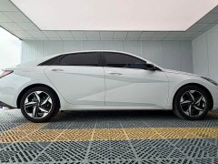 Hyundai Elantra 1.5L CVT Luxury - ფოტო 7