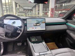 Lynk & Co Geely Lynk & Co 08 EM-P 120km Extended Range Halo - ფოტო 4