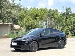 Tesla Model Y 2026 Long Range Rear-Wheel Drive - ფოტო 1