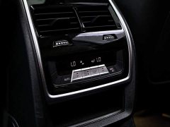 BMW X7 2020 xDrive40i US spec - ფოტო 20