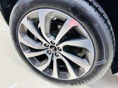 Land Rover Discovery Sport Performance Technology Edition - ფოტო 11