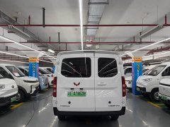 Wuling Yangguang Pro 405km Pure Electric Functional Passenger Vehicle 6-Seater - ფოტო 6