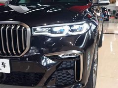 BMW X7 xDrive M50i - ფოტო 10
