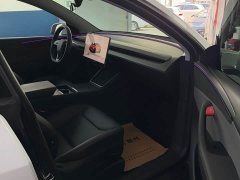 Tesla Model Y Rear-Wheel Drive - ფოტო 5