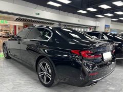 BMW 5 Series 530Li Leading Edition Luxury Package - ფოტო 9